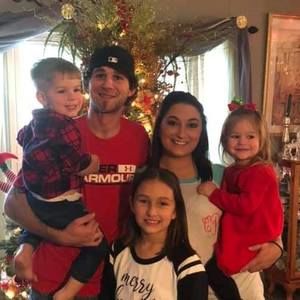 Meet your Posher, Catie